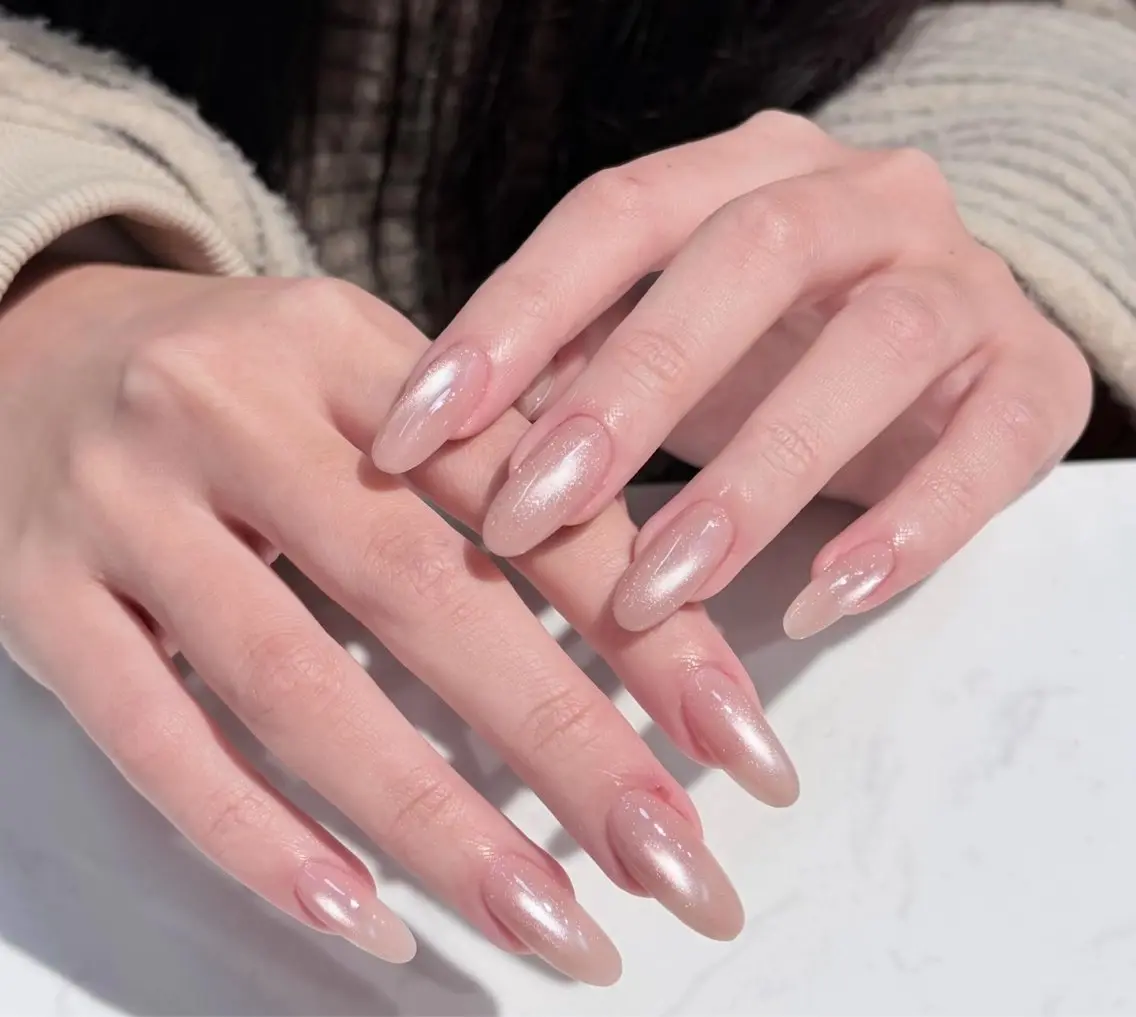 ネイル オーロラネイル 長さ出し フラッシュネイル フラワーネイル ホログラムネイル ハンドネイル 🎀 Ruruのネイルデザイン