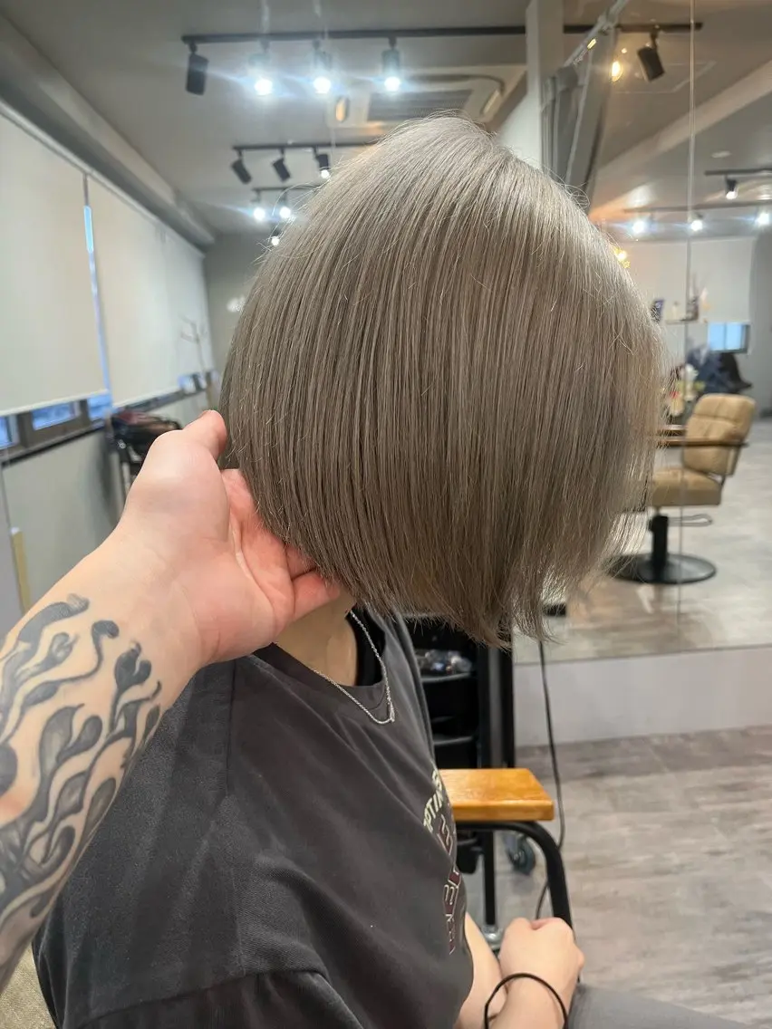 ショート カラー カット ヘアカラー トリートメント Sherry大国町 HIKARUのヘアスタイル