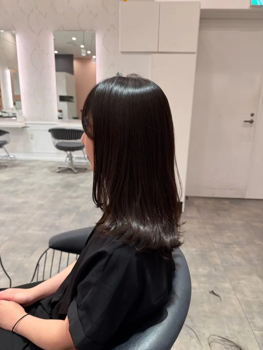 ミディアム レイヤーカット 外ハネヘア カットカラーモデル 募集中/来実🎀のヘアスタイル