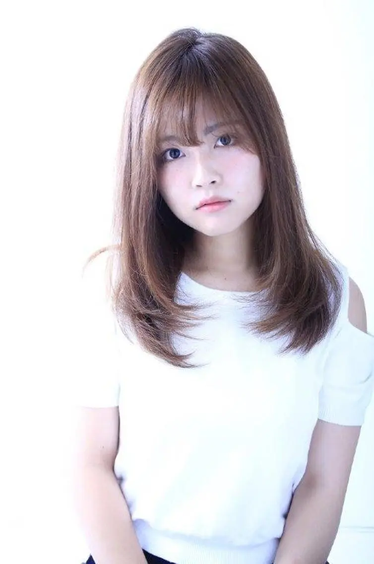前髪カットの写真