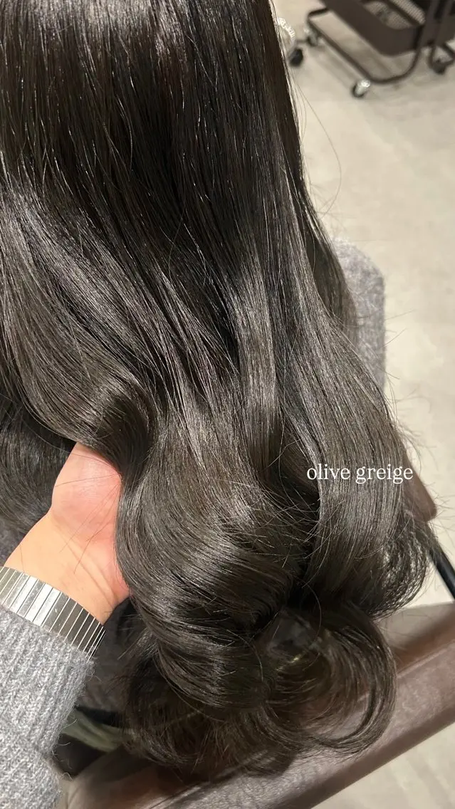 カラー グレージュ オリーブグレージュ オリーブグレー ヘアカラー トリートメント suzu/ Fierumedaのヘアスタイル