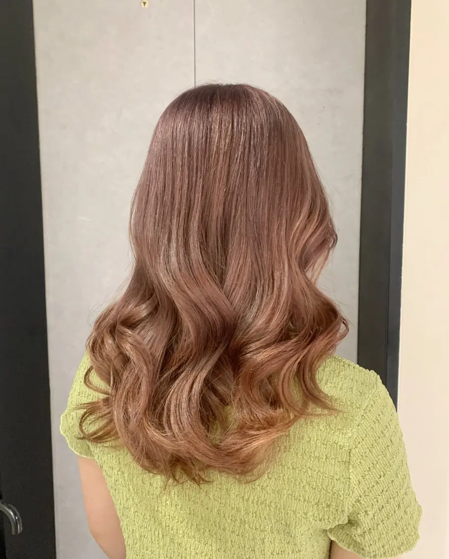 ミディアム 韓国🎀中明度カラー リストSAKURAのヘアスタイル