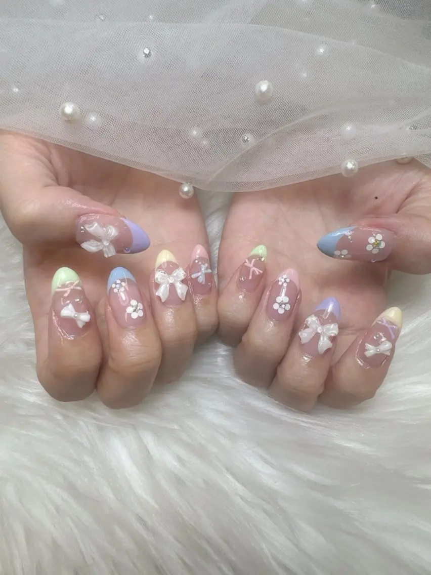 ネイル チークネイル ジェルネイル キラキラネイル 韓国ネイル 持ち込み Queeens nailのネイルデザイン