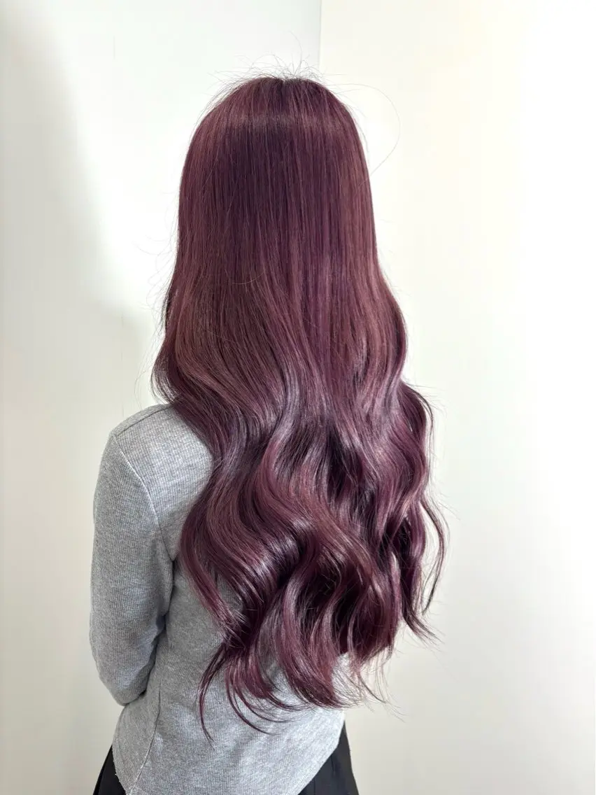 ロング カラー カット ヘアカラー 山路 結花のヘアスタイル