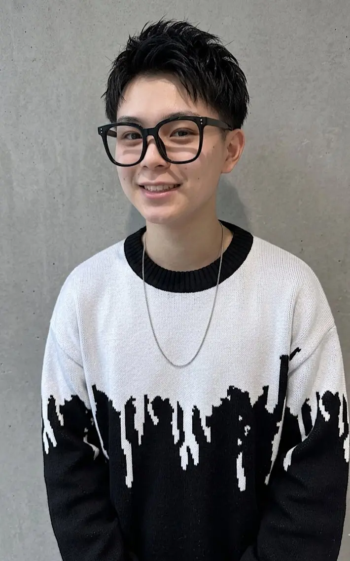 メンズ 宝塚南口徒歩2分 ルイスのヘアスタイル