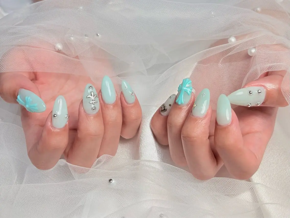 ネイル フットネイル ジェルネイル キラキラネイル ラメ(グリッター) マグネットネイル ハンドネイル ハンドケア ♡Bivi♡自爪に 優しいネイルサロンのネイルデザイン