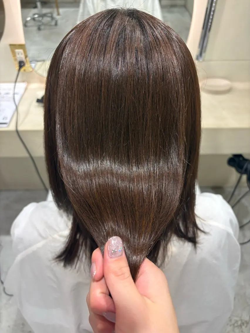 ミディアム トリートメント 今 咲乃のヘアスタイル