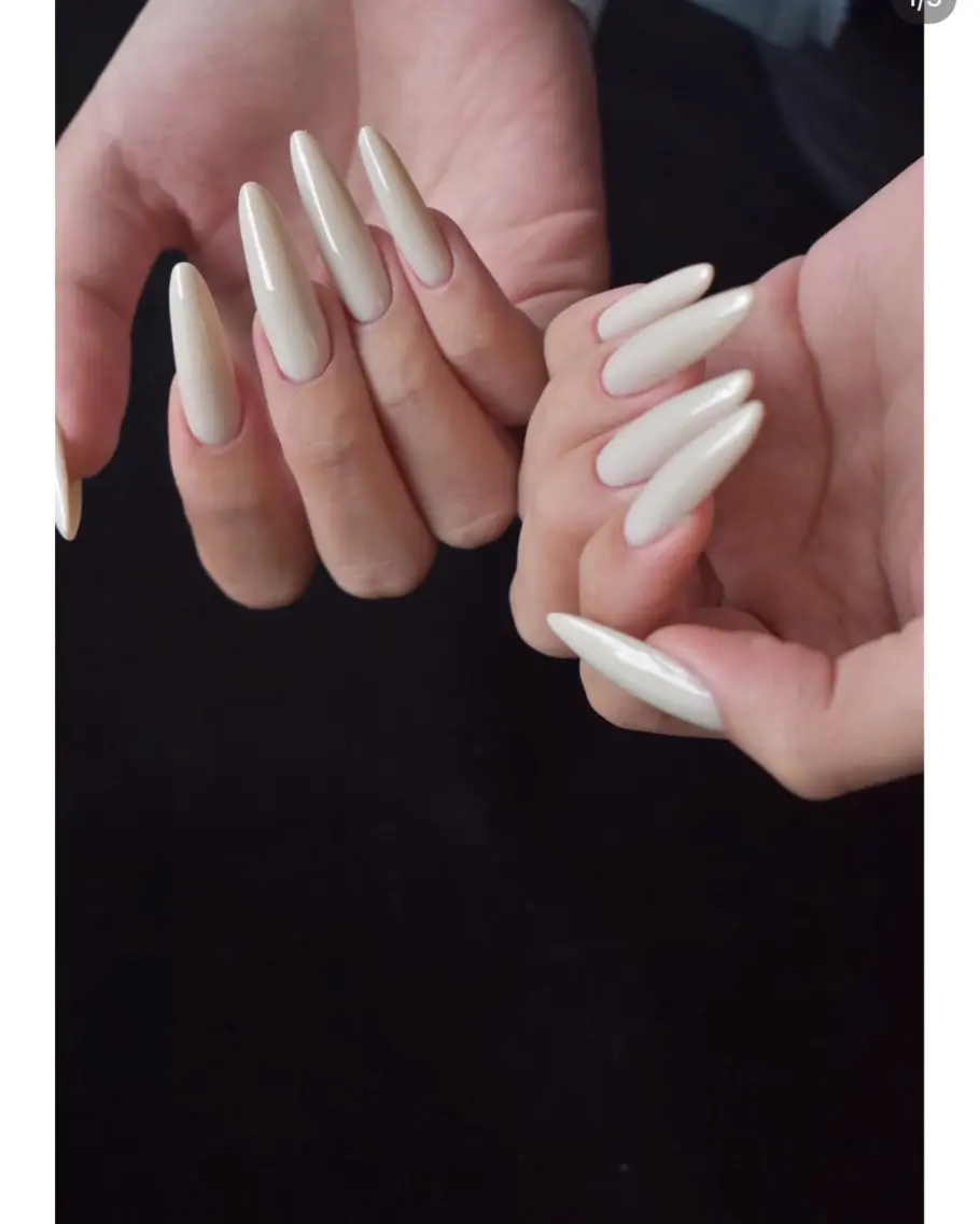 ネイル フレンチネイル キラキラネイル 韓国ネイル シンプルネイル ワンホンネイル ハンドネイル MEI Nailのネイルデザイン