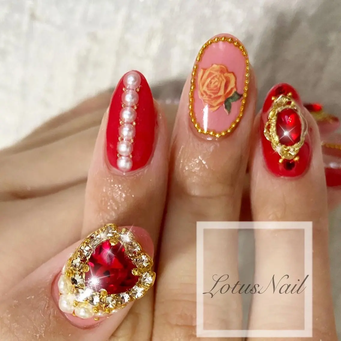ネイル ハンドネイル Lotus Nailのネイルデザイン
