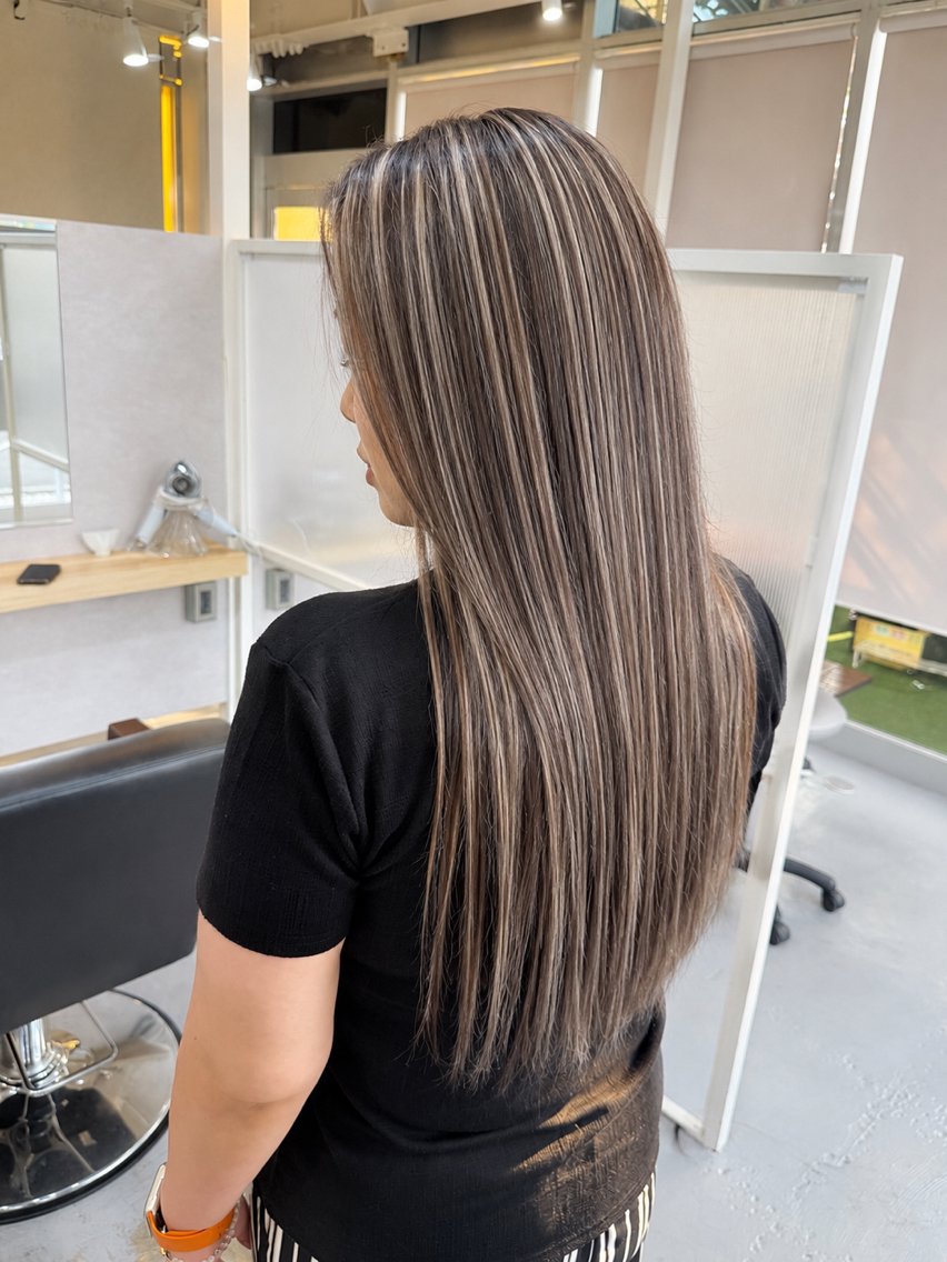 ロング カラー Gdobant 美玲のヘアスタイル
