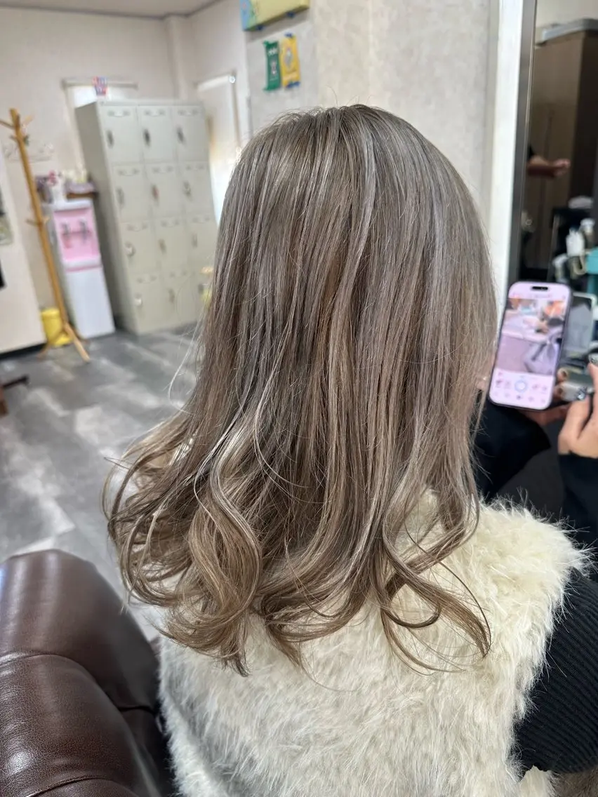 ロング エンゼルス美容室斉間 圭司のヘアスタイル