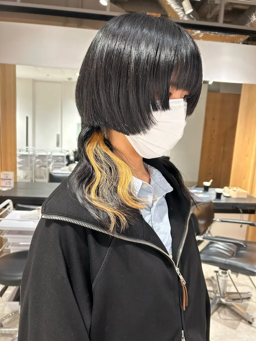 ミディアム カラー デザインカラー ウルフカット カット ヘアカラー トリートメント ヘッドスパ スキバサミを使わない カット🌼唯🌼のヘアスタイル
