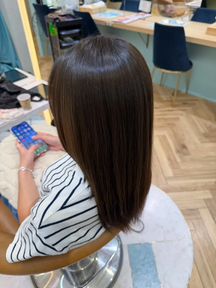 ミディアム カラー ヘアカラー トリートメント 羽田野 光希のヘアスタイル