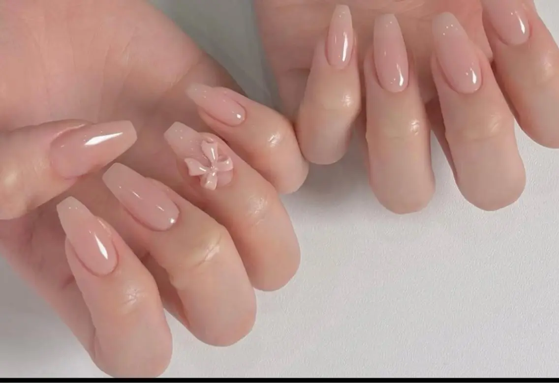 ネイル キラキラネイル マグネットネイル ぷっくりネイル 春ネイル ワンホンネイル ハンドネイル Candy Nailのネイルデザイン