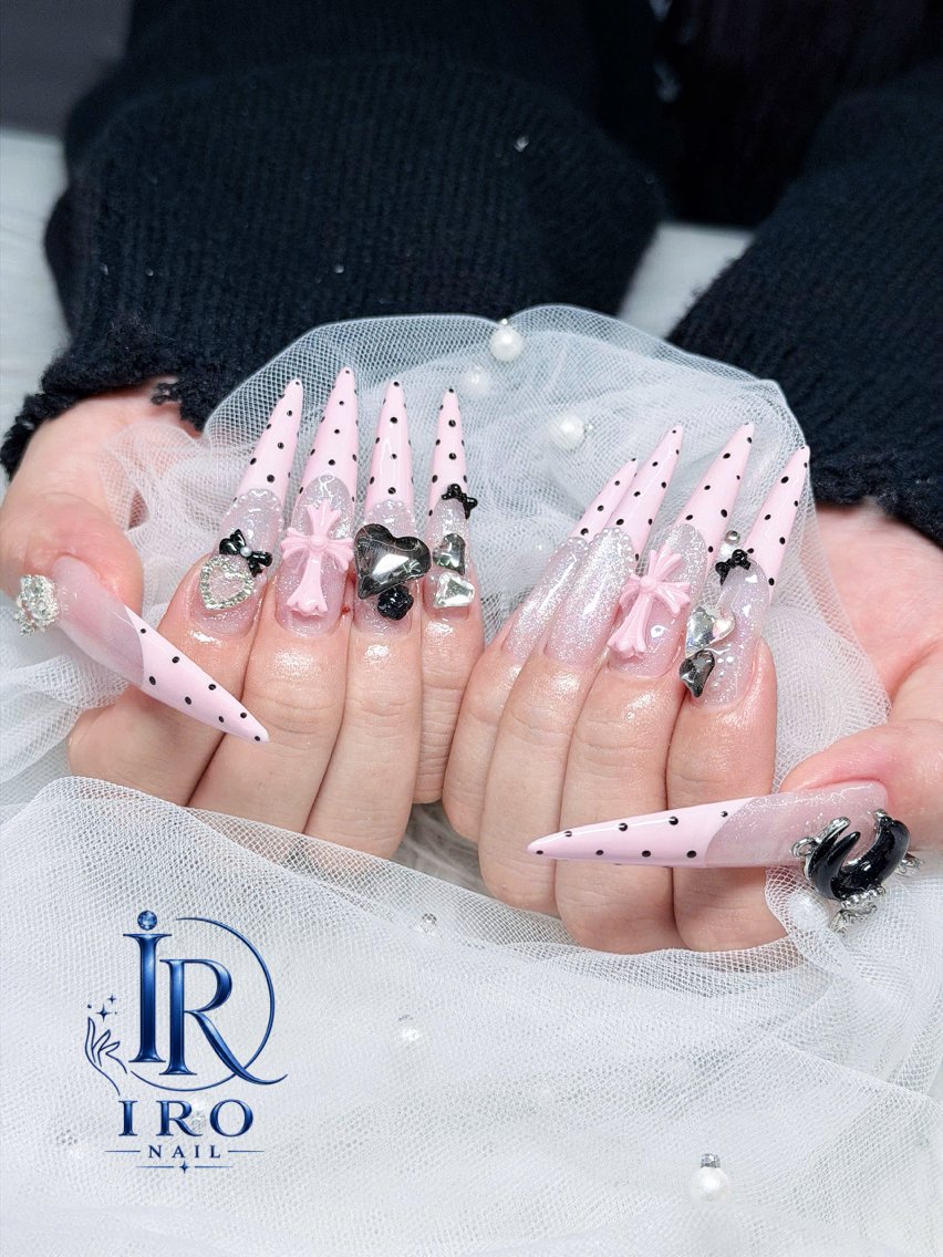 ネイル ハンドネイル IRO Nail Studio 千葉のネイルデザイン