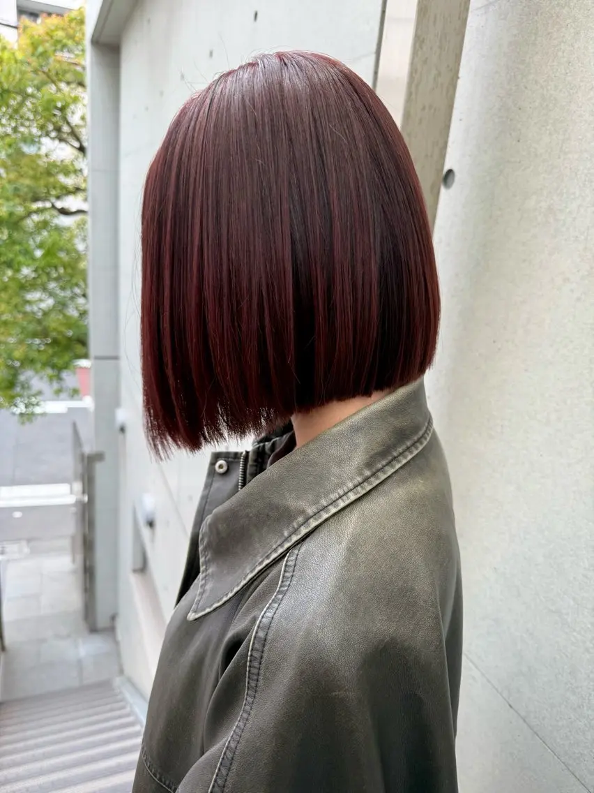 ショート カラー ショートボブ アッシュ アッシュブラック ベージュカラー 黒髪 カット ヘアカラー トリートメント 縮毛矯正/髪質改善 RENのヘアスタイル