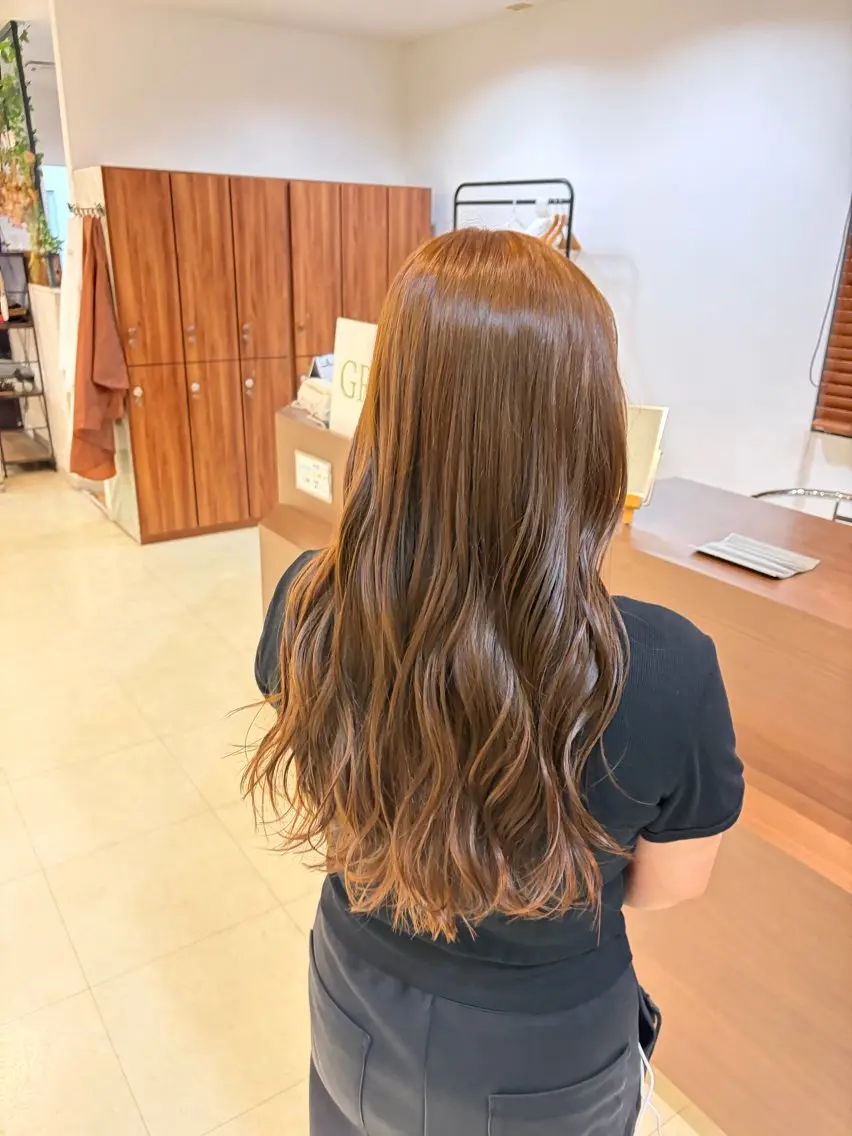 ロング カラー ベージュカラー ブリーチ 透明感カラー ヘアカラー 北崎 花のヘアスタイル
