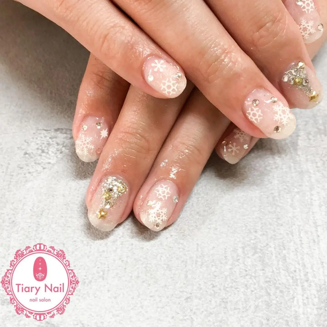 ネイル tiarynail K K🐼のネイルデザイン