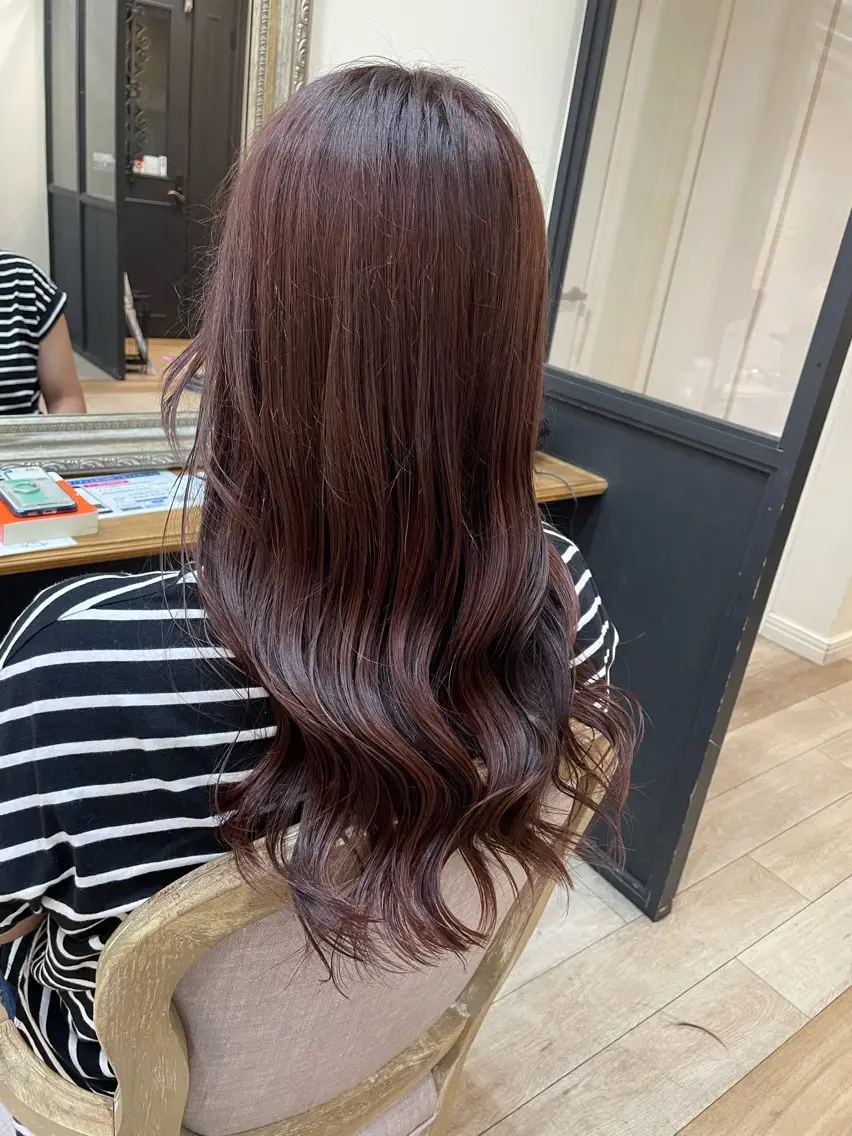 カラー ヘアカラー トリートメント しおり🍬 KOKORO🤍のヘアスタイル