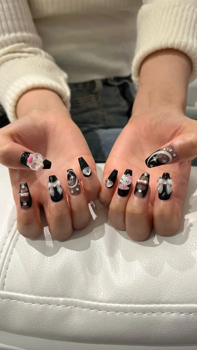 ネイル Nailist Rinaのネイルデザイン