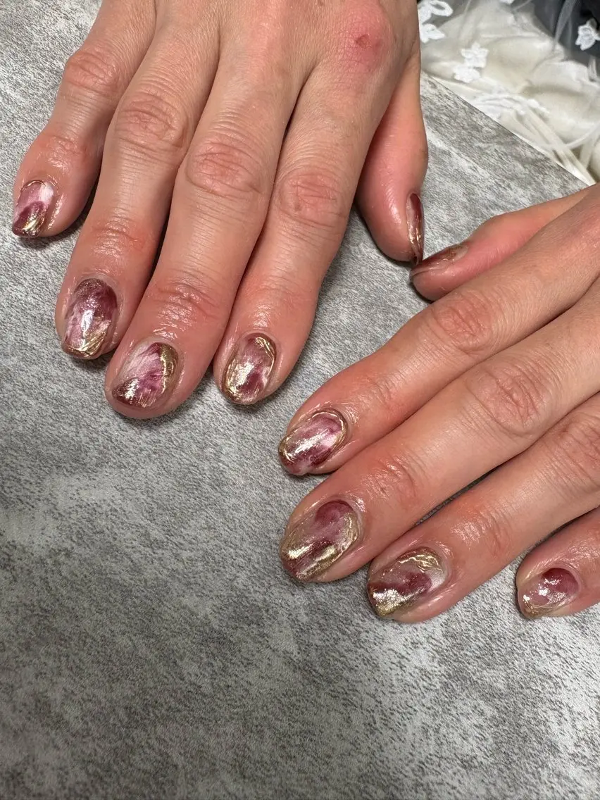 マグと単色でニュアンスネイル♡口コミ投稿でオフ無料(ソフトジェルのみ)の写真