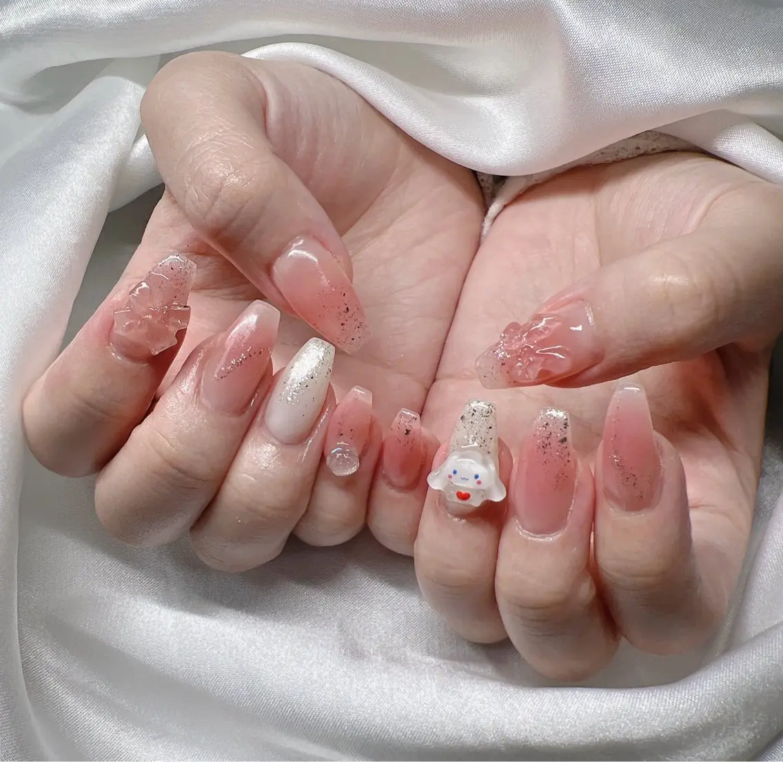 ネイル ハンドネイル Lee Nailsのネイルデザイン