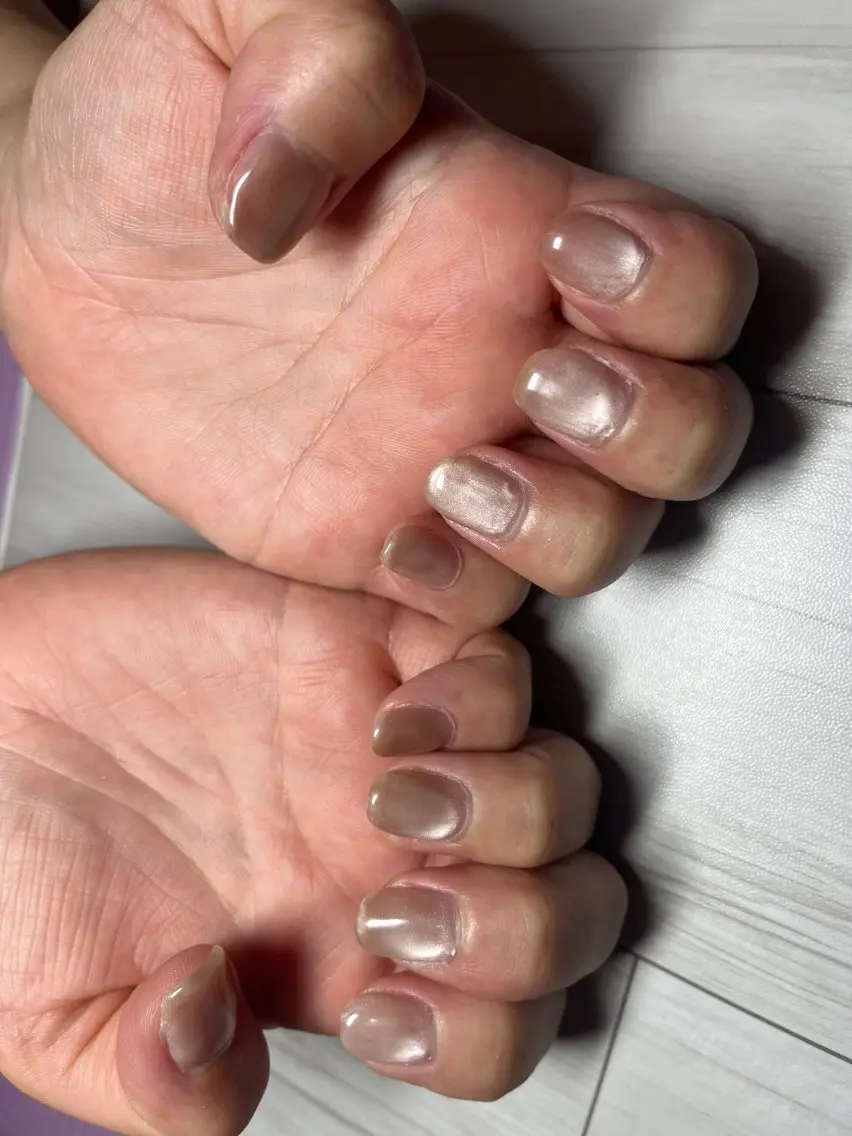 ネイル NAIL E + ROOMのネイルデザイン