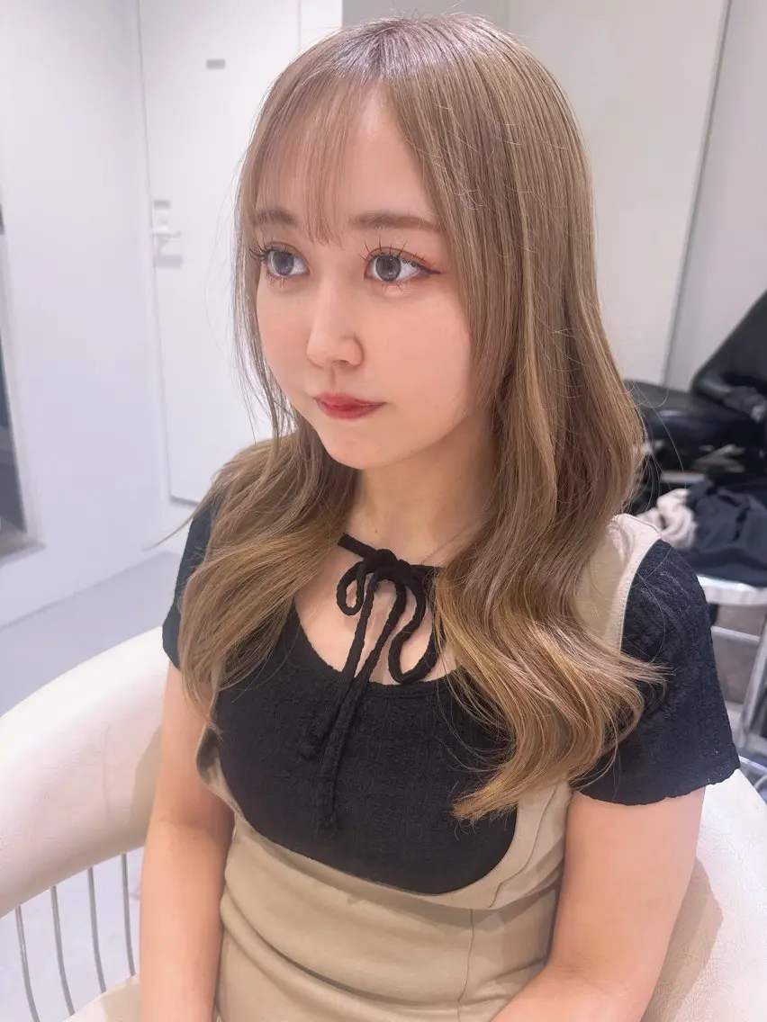 ミディアム カラー ベージュカラー ブリーチ 透明感カラー ハイトーンカラー ミルクティーベージュ カット ヘアカラー 💎透明感カラー特化 💎TAISEIのヘアスタイル