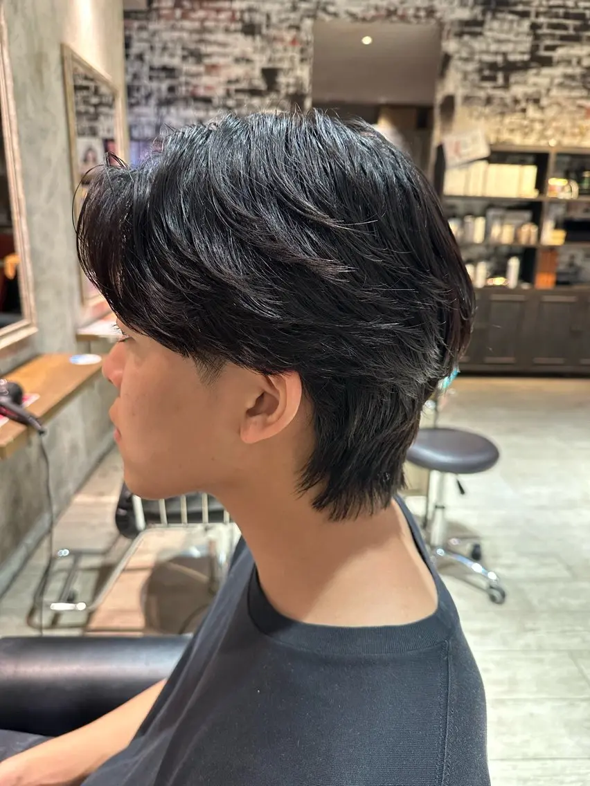 ミディアム パーマ ヘアアレンジ メンズ ミディアムパーマ センターパート フェザーパーマ メンズパーマ カット パーマ MODE K’s川西 瀧尻光のヘアスタイル