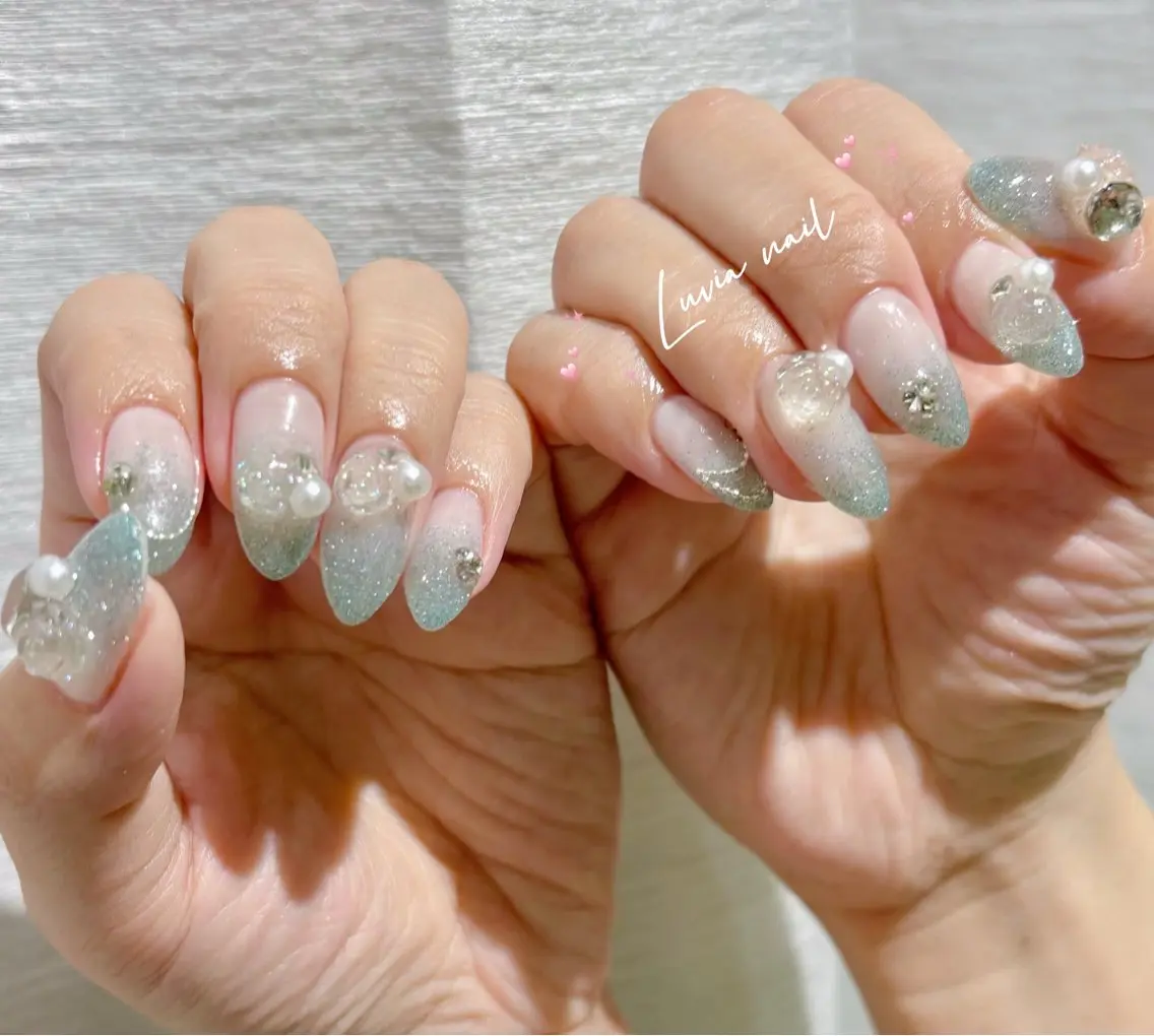 ネイル ハンドネイル 🎀Luvia ワンホンネイル💫のネイルデザイン