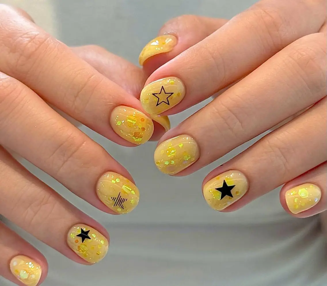ネイル ハンドネイル 🎀 Ayaka_nailのネイルデザイン