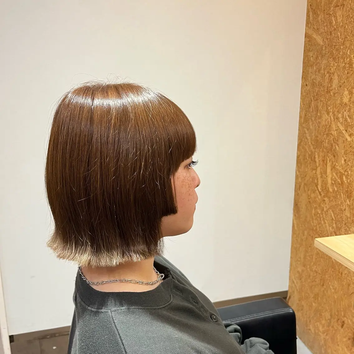 ショート アッシュ 外ハネヘア しだ あつきのヘアスタイル