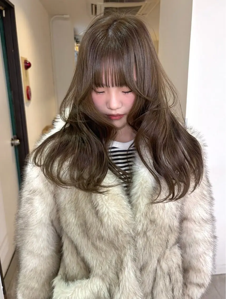 カット➕ブリーチなしダブルカラーの写真