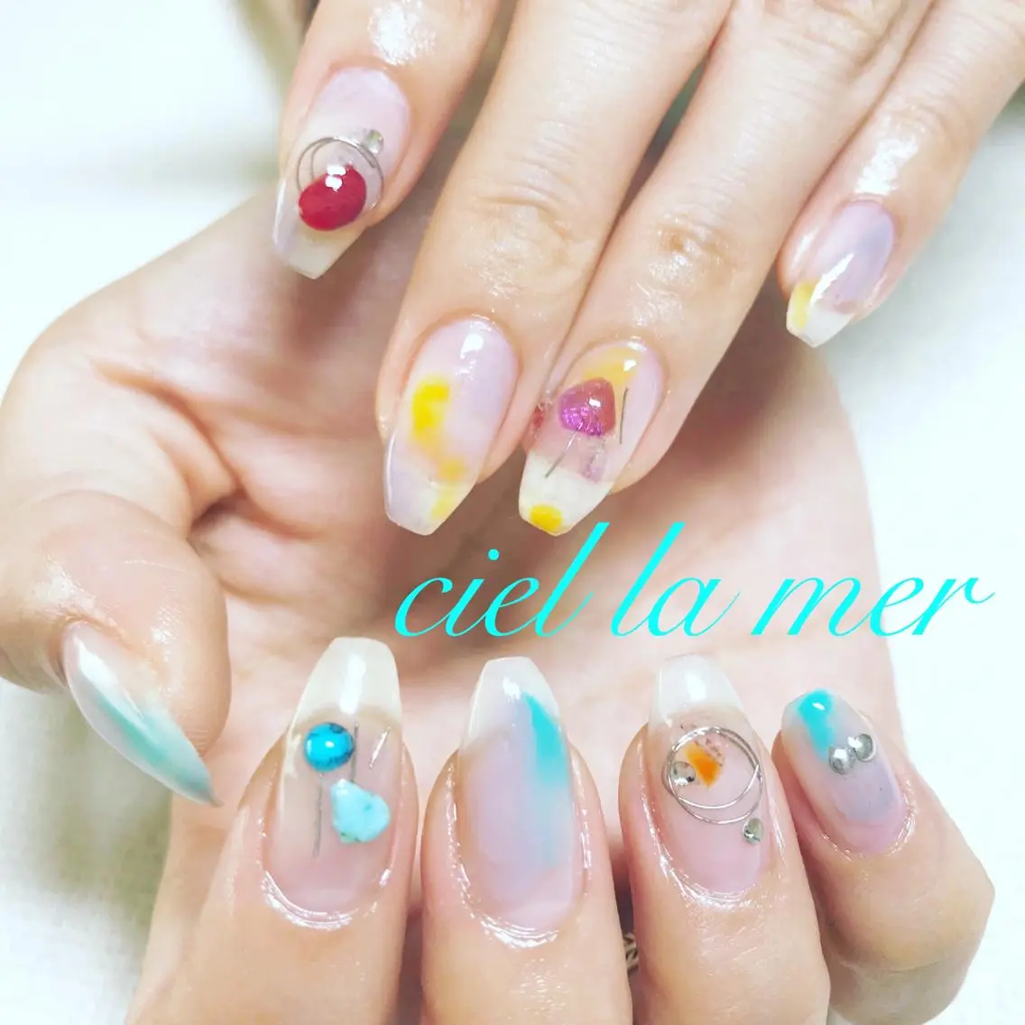ネイル ハンドネイル フットネイル ciel la merのネイルデザイン