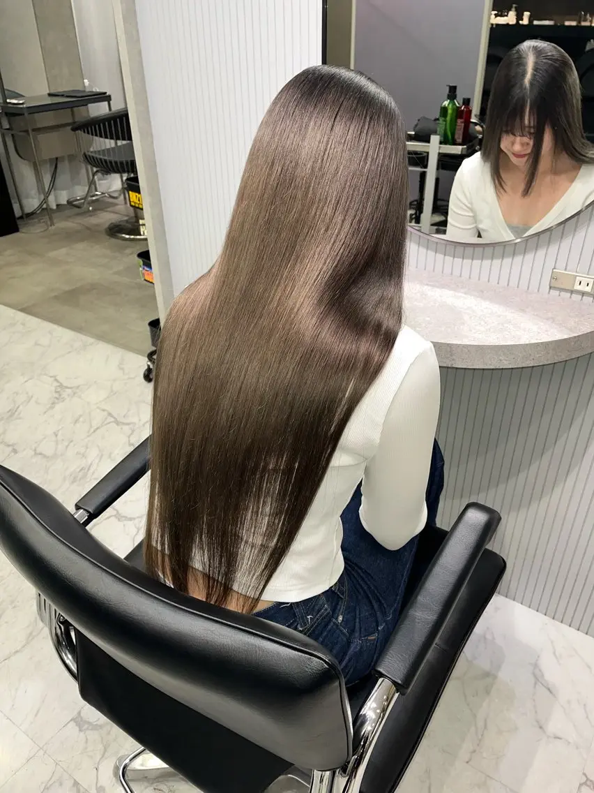 ロング トリートメント RAF Linoのヘアスタイル