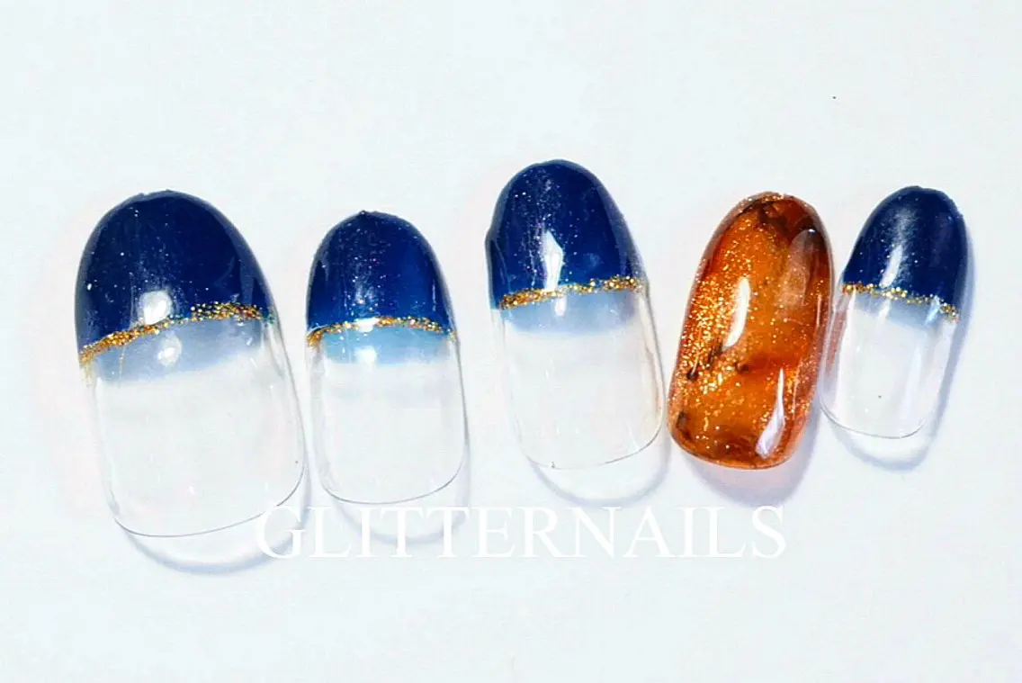 ネイル ハンドネイル glitter na ils AYAのネイルデザイン