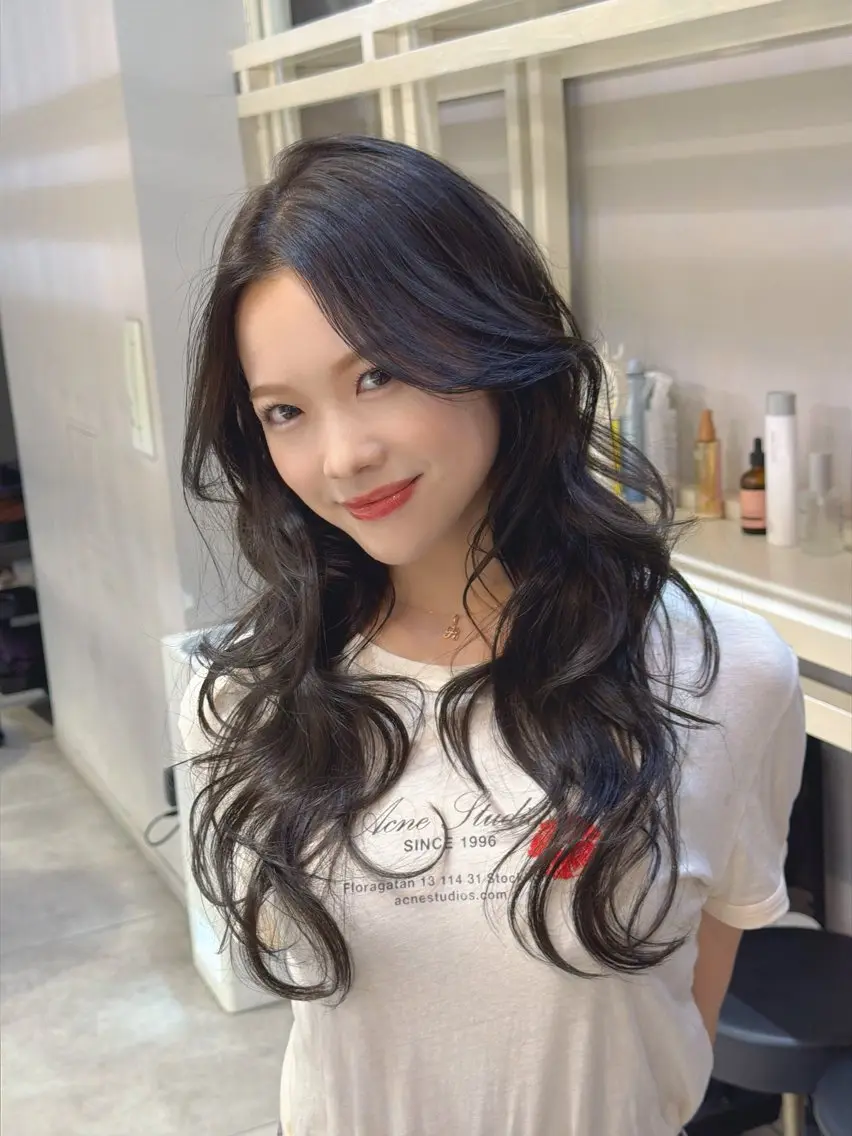 ロング カット ヘアカラー 恵比寿韓国レイヤー× 艶透明感カラー大場のヘアスタイル