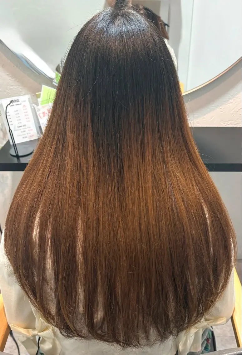 ロング レイヤーカット 永易 梓美のヘアスタイル