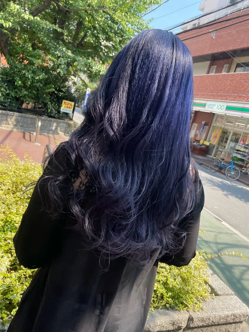 ロング カラー アディクシーカラー ブリーチ ブルーカラー 🆕TRUTH千葉店 店長Yuのヘアスタイル