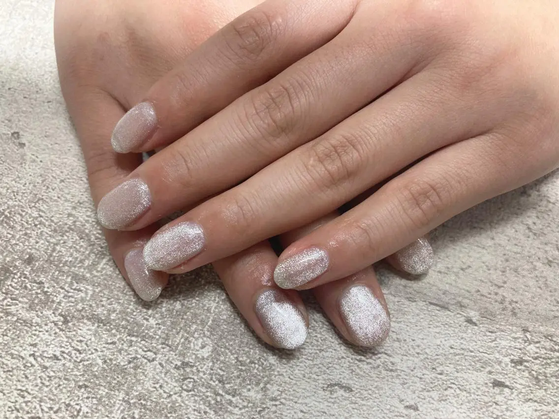ネイル フットネイル ジェルネイル キラキラネイル 韓国ネイル マグネットネイル ハンドネイル mogunail &blowのネイルデザイン