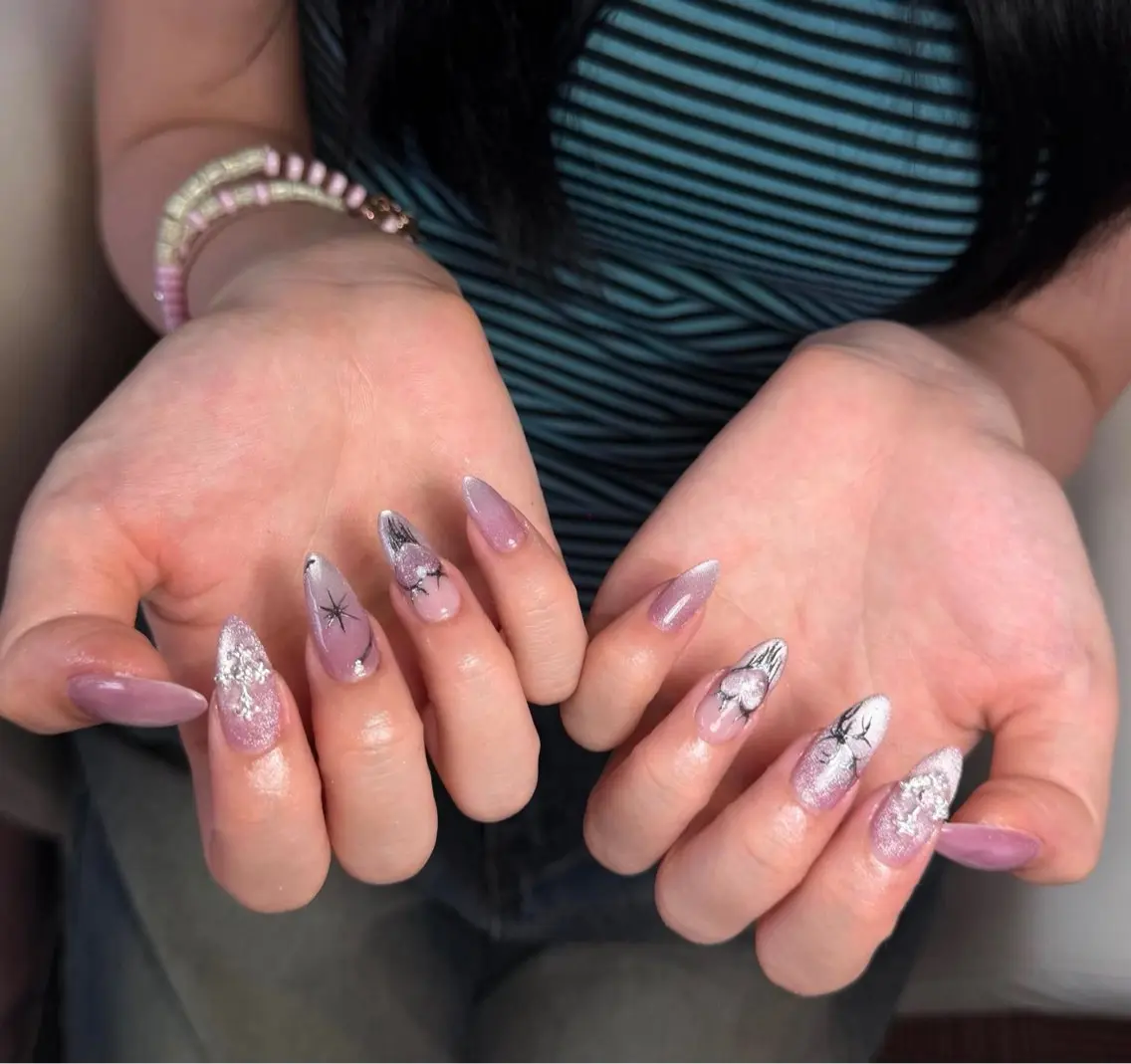 ネイル 桜ネイル 長さ出し フレンチネイル 韓国ネイル マグネットネイル ハンドネイル Kiwami nailsalonのネイルデザイン
