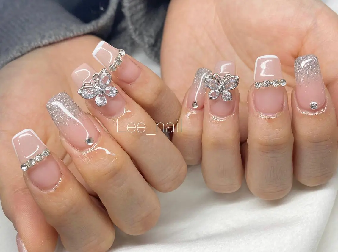 ネイル 長さ出し Lee_ nailのネイルデザイン