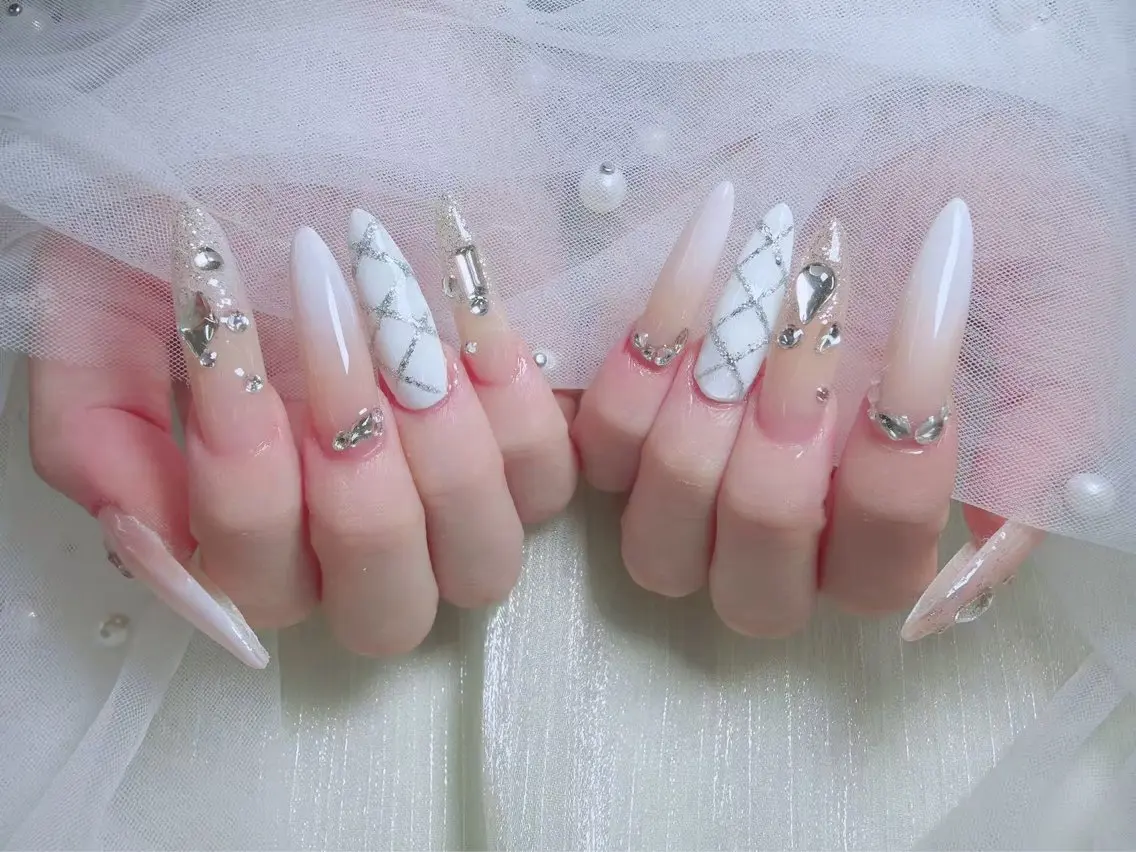 ネイル ハンドネイル MOJO NailSalonのネイルデザイン