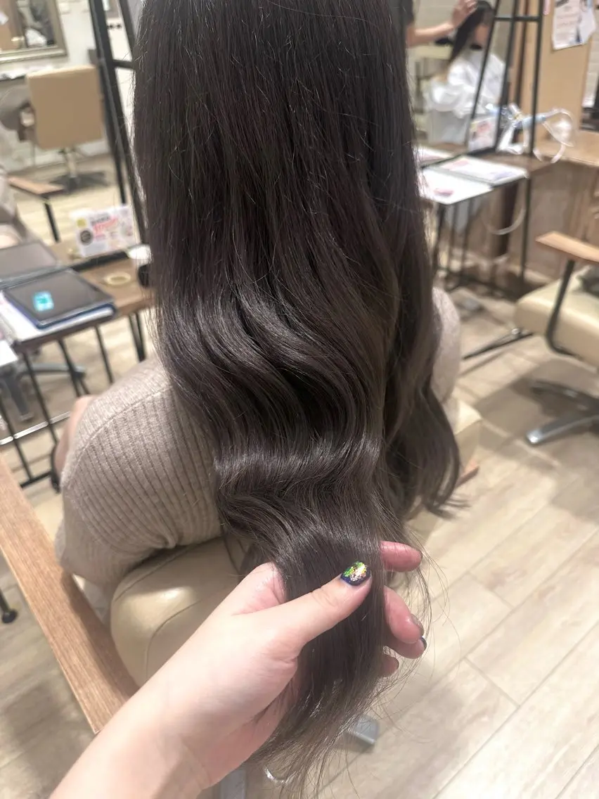 ロング カラー ヘアカラー トリートメント 【名古屋】ボブ/透明 感カラー/ちぇりーのヘアスタイル