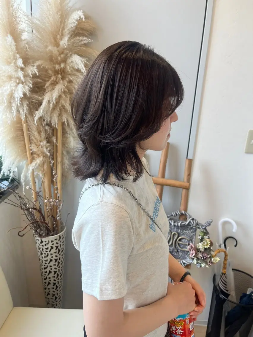 ミディアム カラー 長谷川 愛花のヘアスタイル