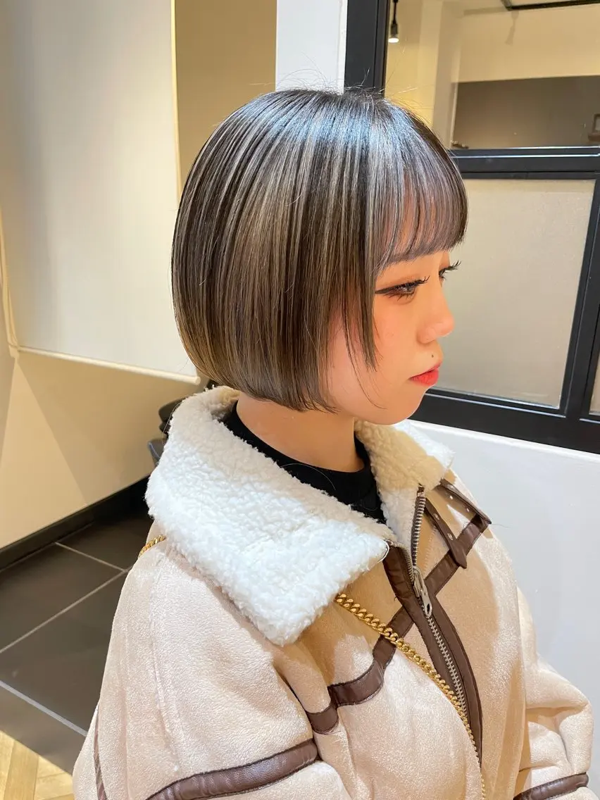 ショート カラー ヘアカラー トリートメント ハイトーン/カラー/ 用賀/稲若健太郎のヘアスタイル