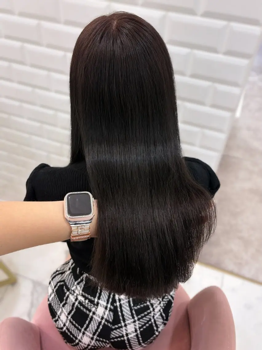 カラー 松本 七海のヘアスタイル