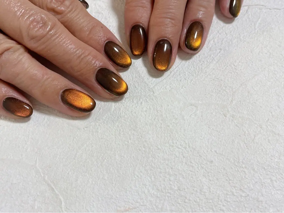ネイル オーロラネイル フットネイル フレンチネイル ジェルネイル マグネットネイル ハンドネイル kiki nail &brow二子玉川の眉毛・アイブロウイメージ