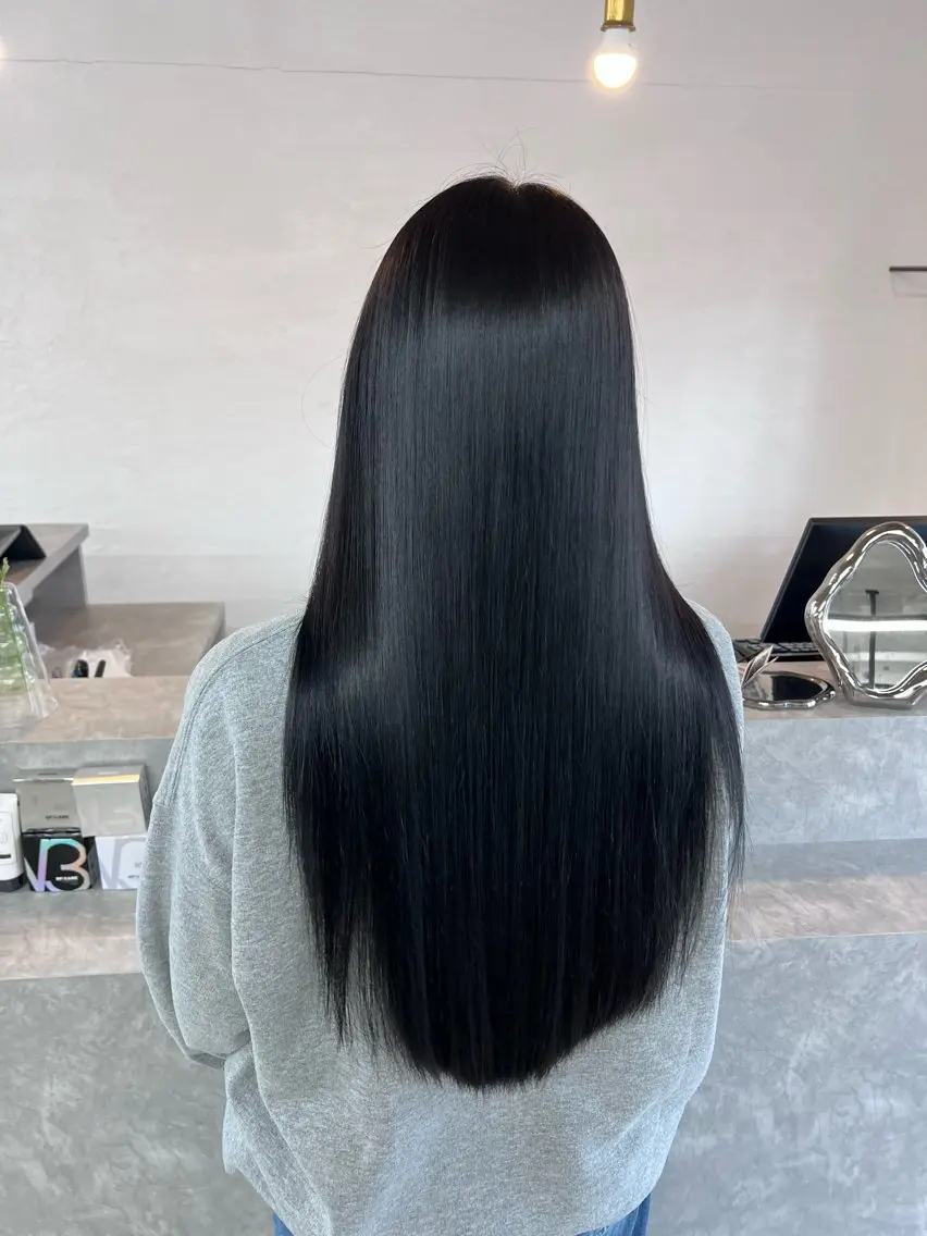 ロング トリートメント miloc sayaのヘアスタイル