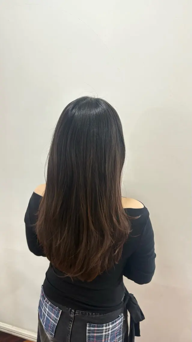 ロング レイヤーカット カット mopa yuiのヘアスタイル